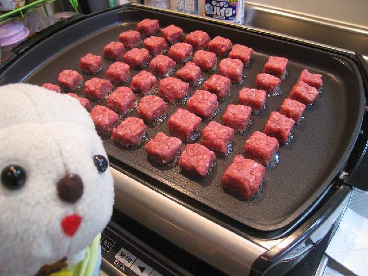 ひき肉サイコロステーキ（3）