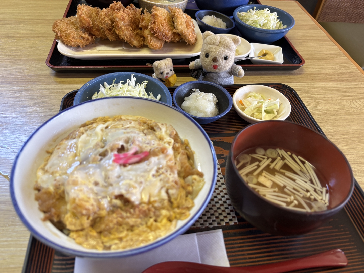 ロースカツ丼を注文