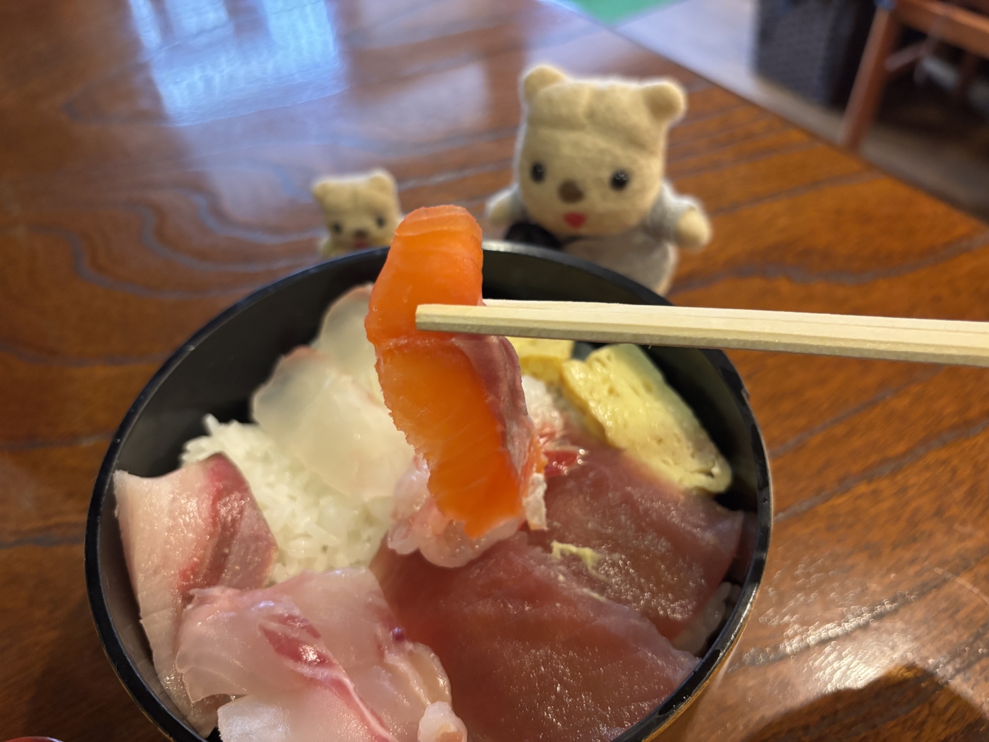 生ちらしをいただく