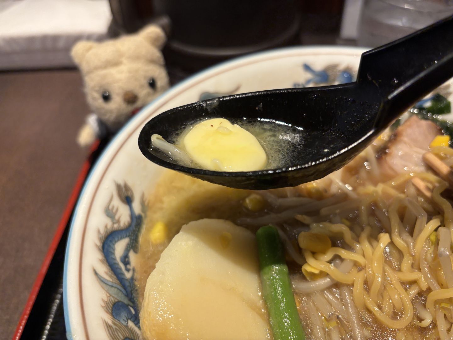 バターを溶かして味変