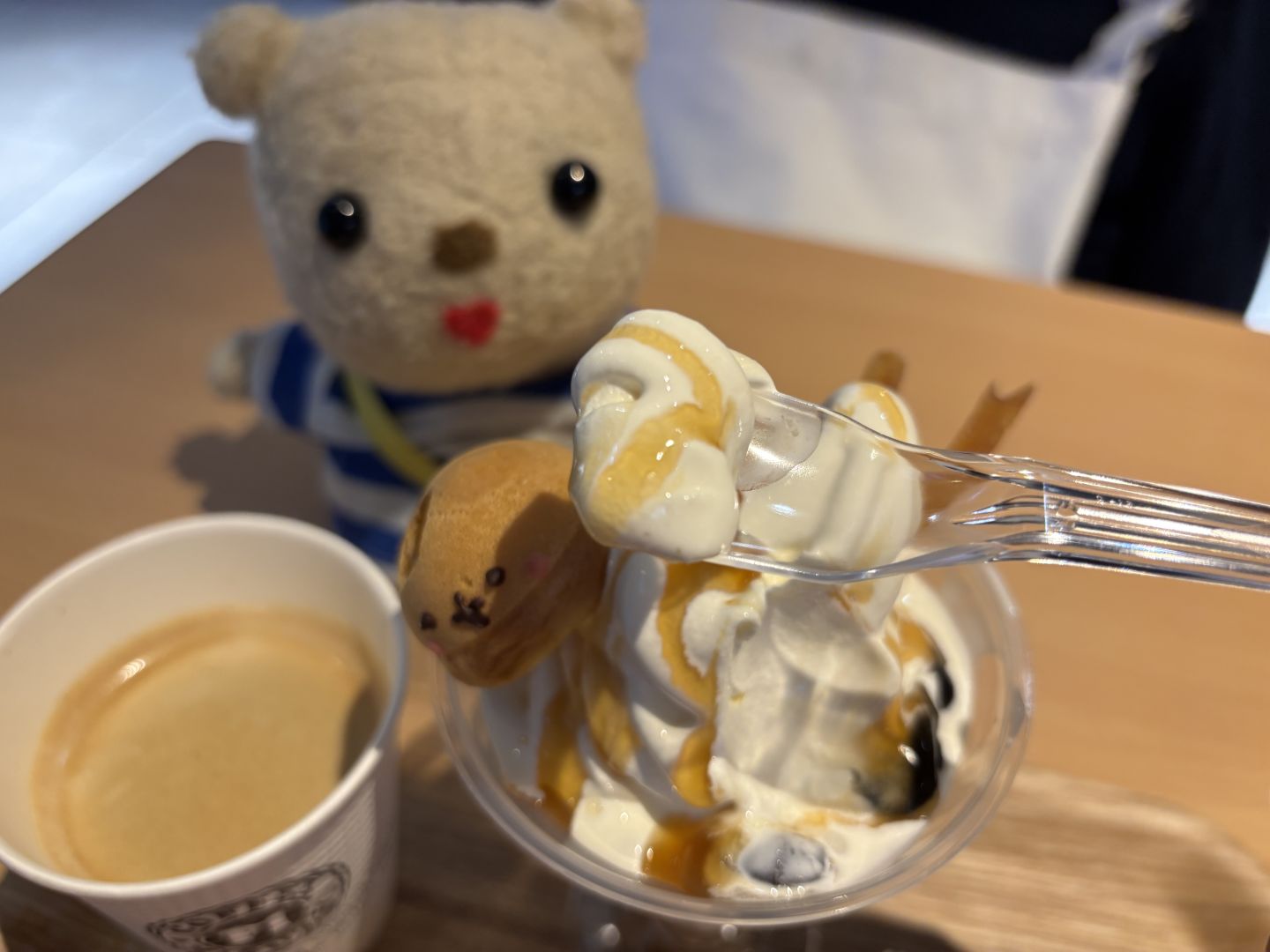 パフェさんみたらしを頂く