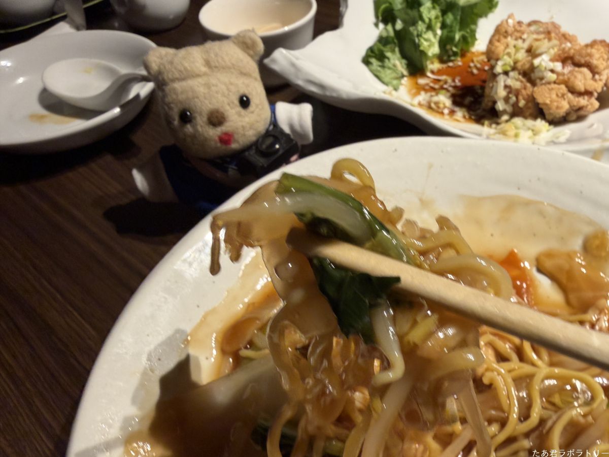 具沢山の五目あんかけ焼きそば